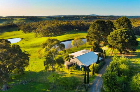 Private, Secluded Farm Retreat - Accommodation Directory 0