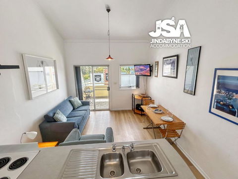 Razorback 3 - Accommodation Directory 1