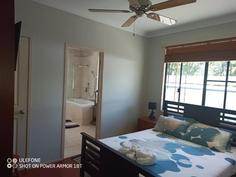 Quand0ng Valley Inn - The Hidden Waterfall Family Retreat - Accommodation Directory 1