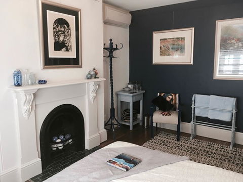Assemblage Boutique Art B & B - Accommodation Directory 2
