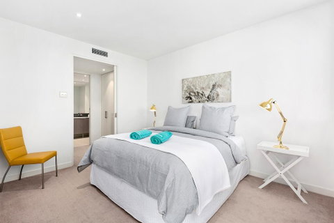 Azure Bliss Family Escape Opposite Beach With Heated Pool Access - Accommodation Directory 3