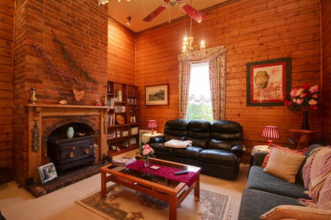 B & B At Winterbrook - Accommodation Directory 3