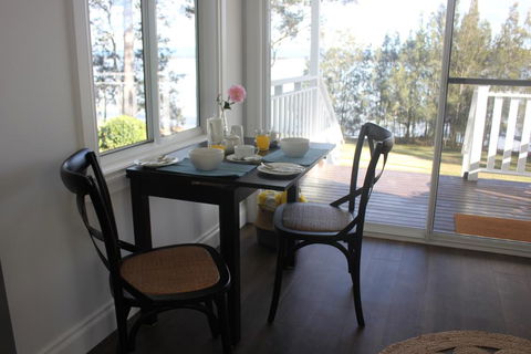 B & B On The Water - Accommodation Directory 2