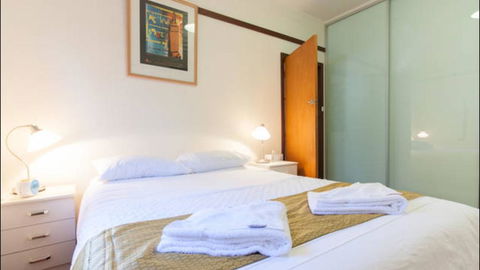 B4 Apartment Close To City, UWA, Nedlands & Swan River - Accommodation Directory 0