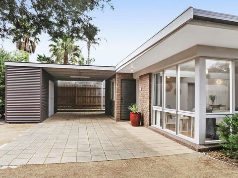 Backyard Bliss - Accommodation Directory 0