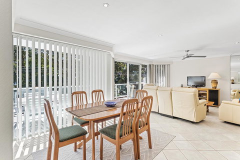 Bagnall Beach Apartments Unit 5-153 Government Rd - Accommodation Directory 3