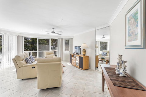 Bagnall Beach Apartments Unit 5-153 Government Rd - Accommodation Directory 1