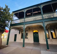 Balcony Level - Heygarth House - Port of Echuca Townhouse - Accommodation Directory