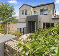 BANGALOW - MORNINGTON - Accommodation Directory