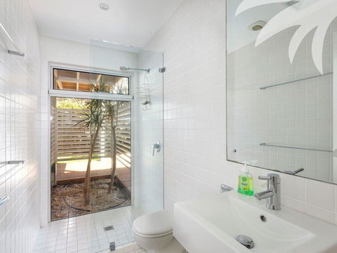Banksia - Accommodation Directory 2