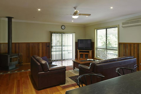 Banyandah - Accommodation Directory 0
