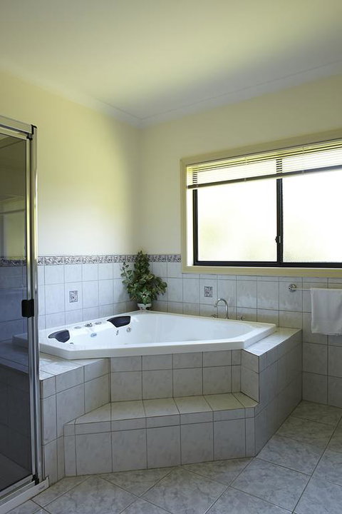 Banyandah - Accommodation Directory 3