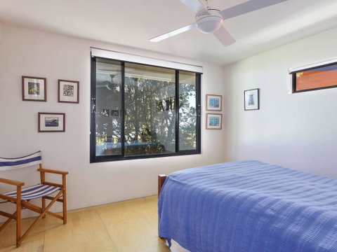 Barefoot Beach House - Accommodation Directory 3