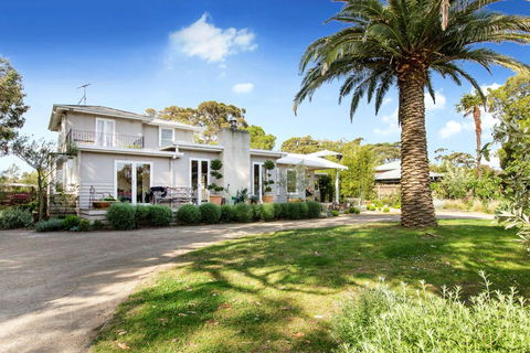 BARRIMA - SOMERS BEACH - Accommodation Directory 0