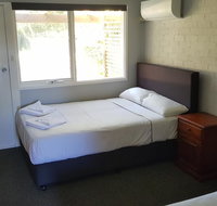 Bateau Bay Hotel - Accommodation Directory