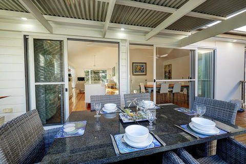 BEACH - BAY - BEE - PET FRIENDLY - Accommodation Directory 2