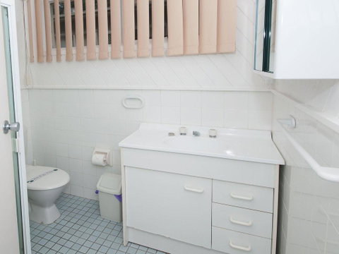Beach Haven - Accommodation Directory 3