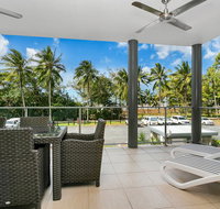 Beachfront Apartment with Ocean Views 4 - Accommodation Directory