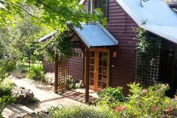 Redgum Hill Country Retreat with Accommodation Directory