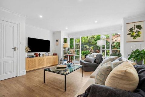 Reed Cottage - Accommodation Directory 2