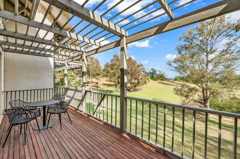 Refreshing Valley Escape - Accommodation Directory 0