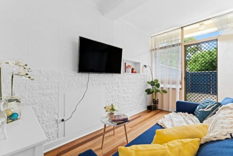 Renovated 1BR Unit CBD Parking Wi-Fi South Tce - Accommodation Directory 3