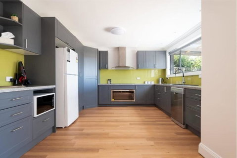 Renovated Delight In Invermay - Accommodation Directory 2