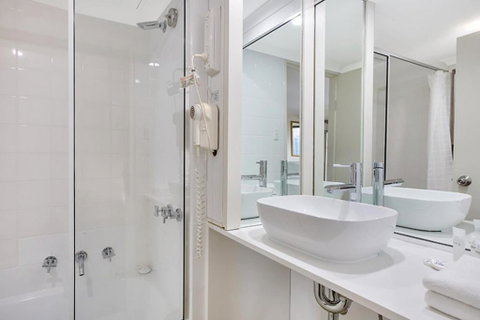 Renovated Stylish Studio - Accommodation Directory 2
