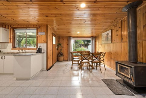 Rest & Relaxation - Accommodation Directory 0