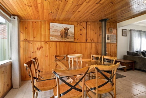 Rest & Relaxation - Accommodation Directory 3