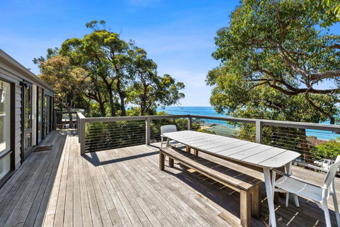 Retro Beach Vibes - Accommodation Directory 0