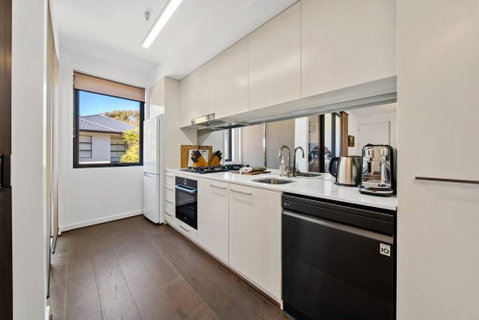 River Torrens Retreat - 2BR, Parking, Wi-Fi - Accommodation Directory 2