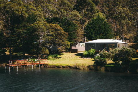 Rivers Edge Retreat - Accommodation Directory 1