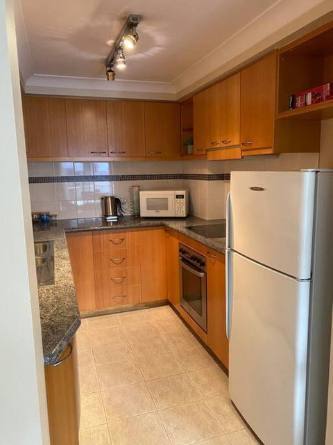 RIVERSIDE CITY VIEW PARKING NETFLIX WIFI WINE FREE - Accommodation Directory 2