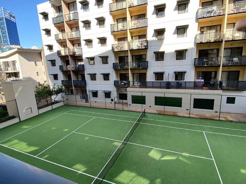 RIVERSIDE CITY VIEW PARKING NETFLIX WIFI WINE FREE - Accommodation Directory 3