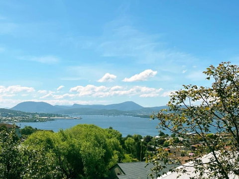 Riveting House With Incredible Water-view At SandyBay - Accommodation Directory 2