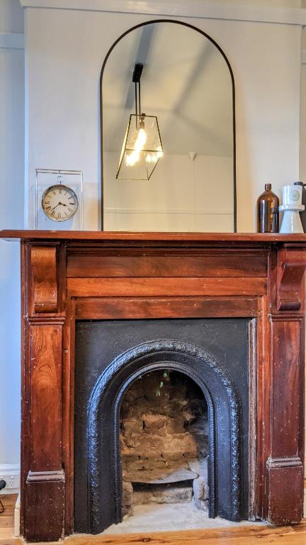 Roseland Cottage - CBD Heritage - Accommodation Directory 1