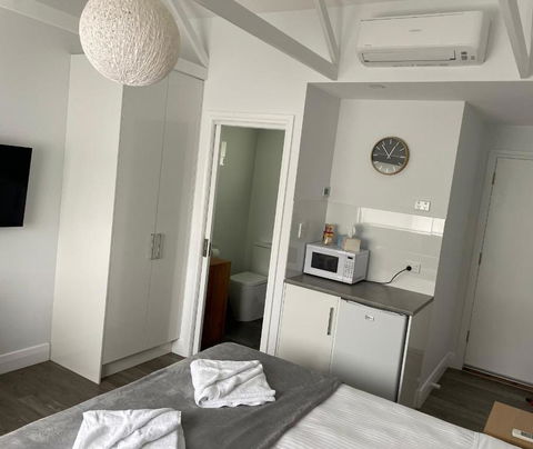 Robe Nampara Cottages - Accommodation Directory 3