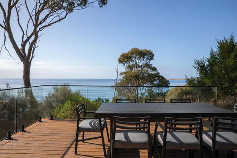 Rocky Ridge - Accommodation Directory 3