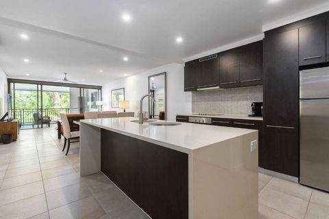 Rooftop Tranquility At Stunning Temple Resort - Accommodation Directory 2