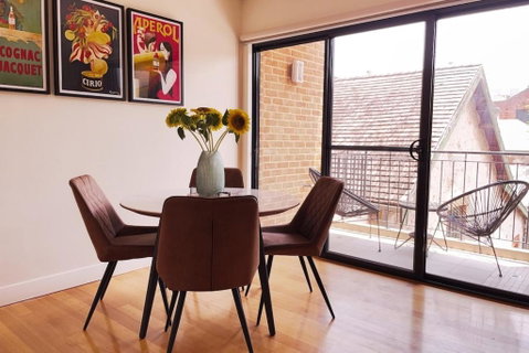 Rooftops On Henrycentre Of West End Cafes - Accommodation Directory 2