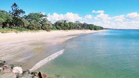 Rosalynda- Luxury Beachfront 3 BR Townhouse - Accommodation Directory 1