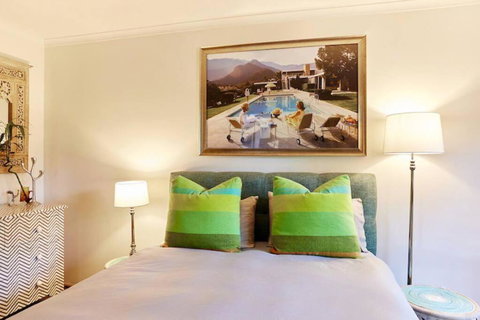 Rose Cottage - Right In Town - Accommodation Directory 0