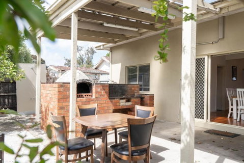 Rosebud Reset - A Beachside Group Getaway - Accommodation Directory 0
