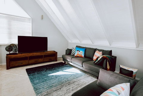 Rosella - Accommodation Directory 3