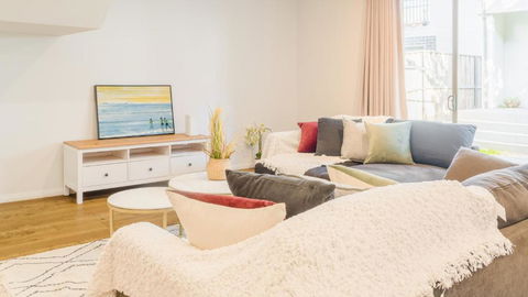 Rousehill 4Br House Close To Train&Shopping&Parks - Accommodation Directory 3