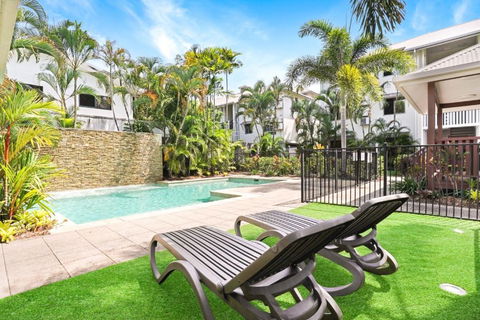 Royal Pavillions City Escape - Accommodation Directory 1