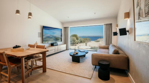 Rumi On Louth - Accommodation Directory 0