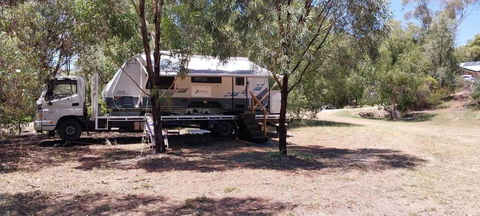RV Caravan In Rural Setting On Edge Of Town Close To AgQuip - Accommodation Directory 0