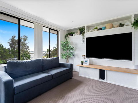 Salt & Sand Getaway - Accommodation Directory 1